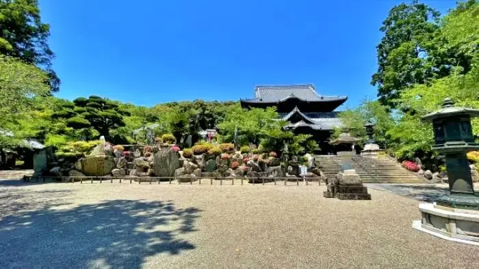 枯山水の日本庭園