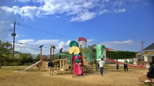 さぎのせ公園の幼児用大型複合遊具