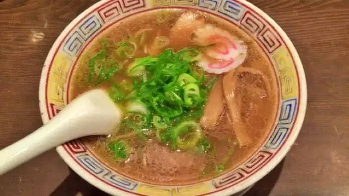 和歌山ラーメンの源流「丸高中華そば」