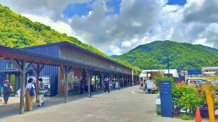 かつらぎ町の道の駅くしがきの里